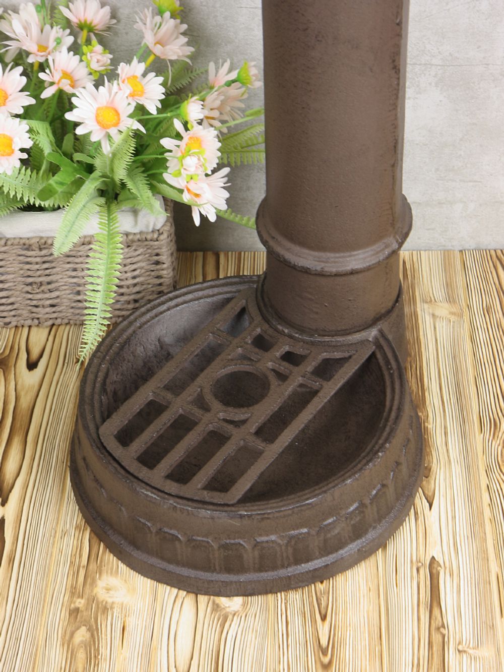 Iron Garden Колонка питьевая винтажная