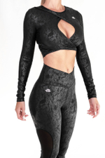 Топ BODY ENGINEERS ALDEA Tech 2.0 Crop Top Metallic Black