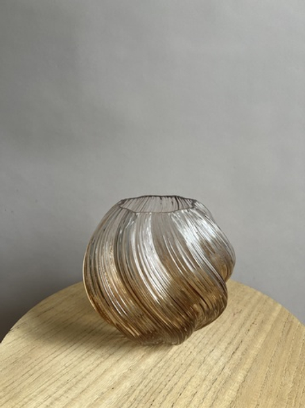 Ваза Монтана золотая S