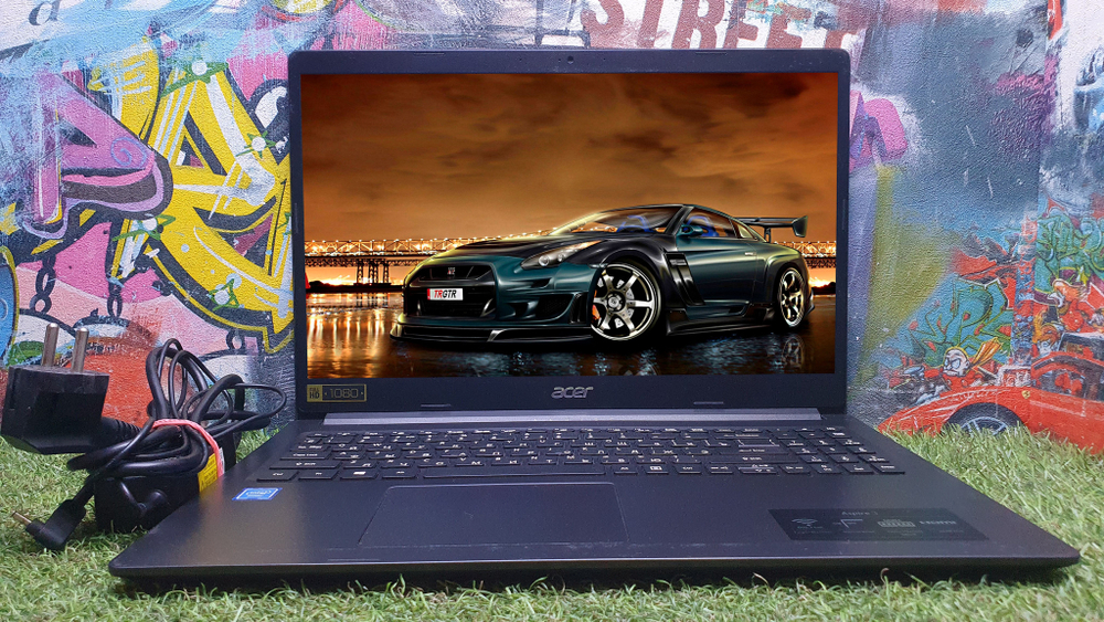 Ноутбук Acer Celeron/8Gb/FHD