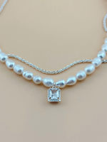 Колье жемчужное с доп. цепочкой и подвеской в виде белого кристалла