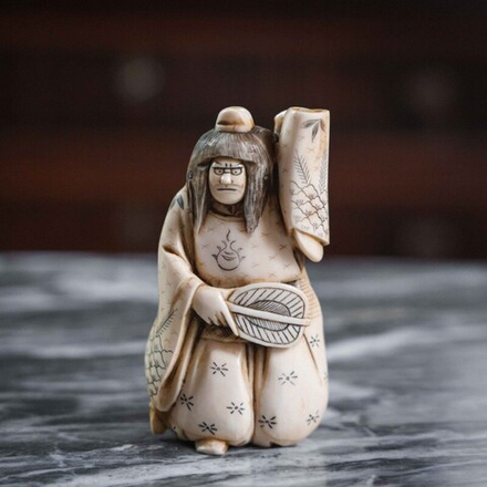 Окимоно «Актер театра НО» с поворачивающимся лицом