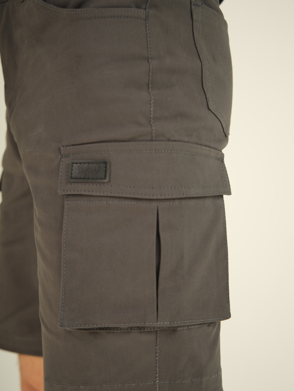 Шорты карго мужские темно-серый Город Горький