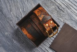 Ремень из гладкой итальянской кожи, цвет «песчаная буря», латунная пряжка