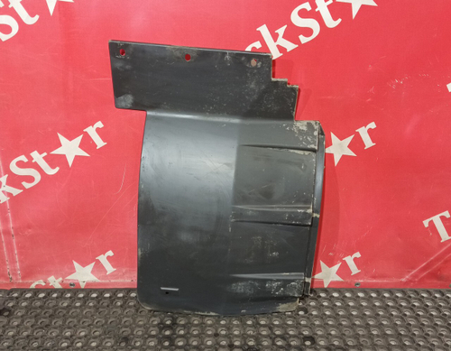 Подкрылок передний левый