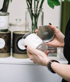 Cultured Sake, свеча Filament, Kobo Candles