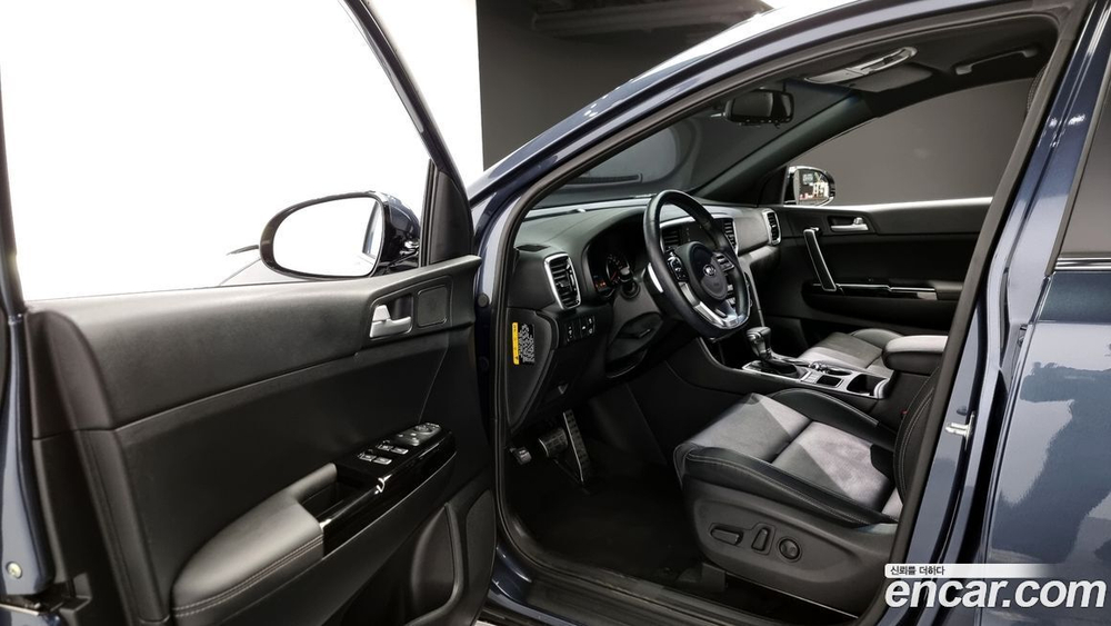 Kia Sportage The Bold Дизель 2.0 2WD (11.2019)