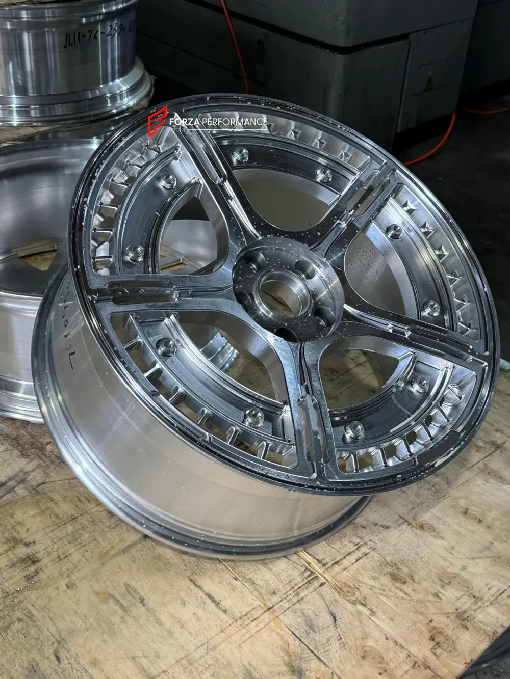 КОВАНЫЕ ДИСКИ ДЛЯ MERCEDES-BENZ G-CLASS G63 2025 МЕРСЕДЕС-БЕНЗ ГЕЛИК