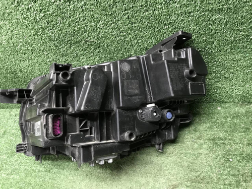 Фара правая Geely Tugella (2019-н.в.) LED