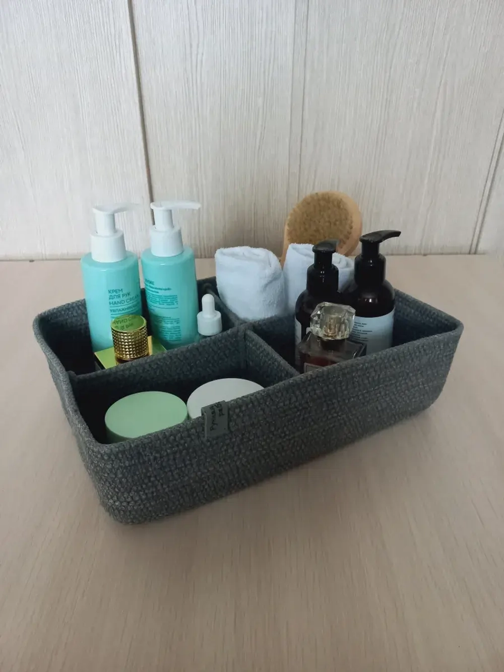 Органайзер для косметики плетеный