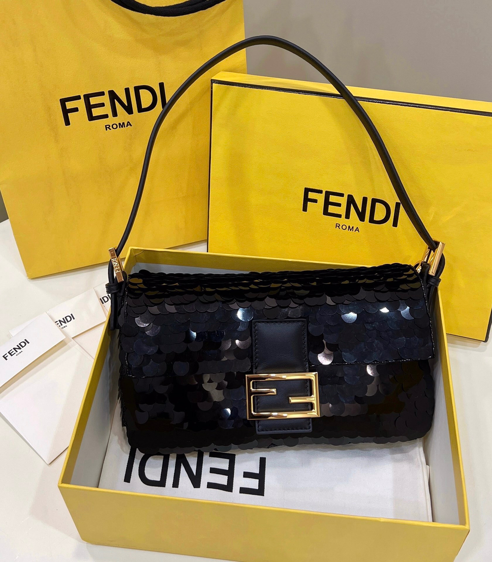 Fendi Baguette 27 cm