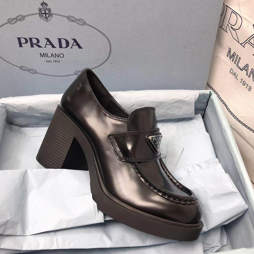 Ботинки Prada