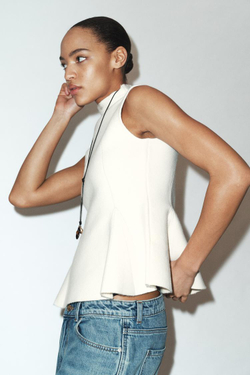 ZARA ТРИКОТАЖНЫЙ ТОП С БАСКОЙ, ЭКРЮ