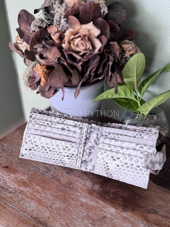 Бифолд кошелек из кожи питона WA-249