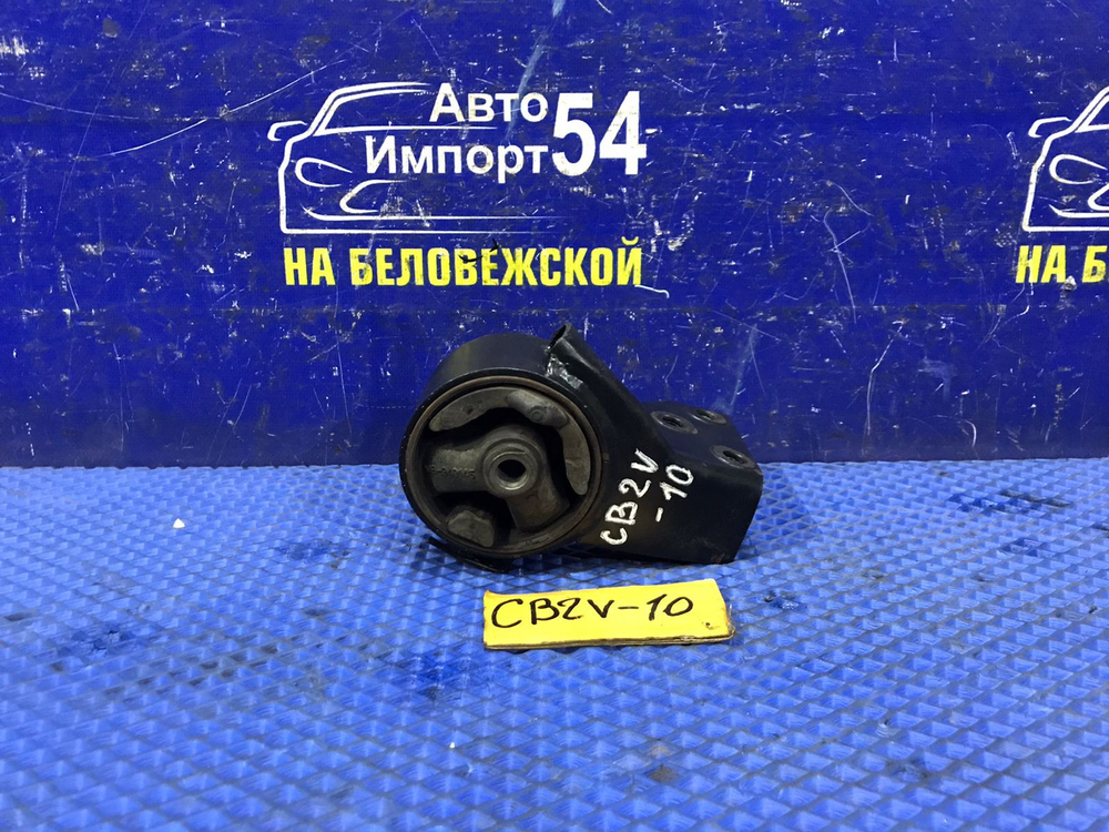 Подушка двигателя MITSUBISHI LIBERO