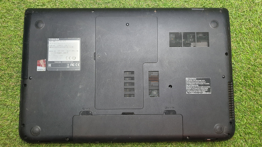 Ноутбук Toshiba i3/4Gb/GT 740M 2Gb