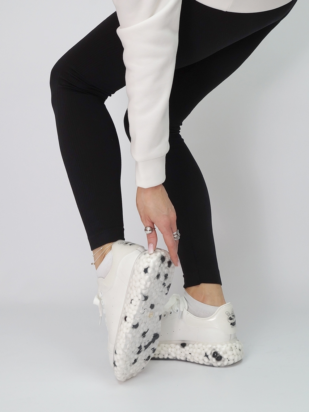 Кроссовки женские демисезонные