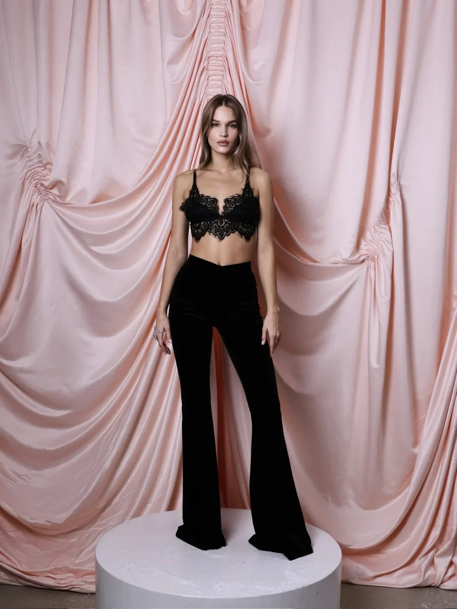 Брюки бархатные клеш, Черный