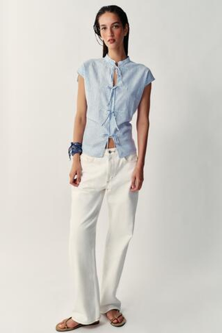 ZARA БЛУЗА В ПОЛОСКУ С БЛЕСТЯЩЕЙ НИТЬЮ И ЗАВЯЗКАМИ, СИНИЙ/БЕЛЫЙ