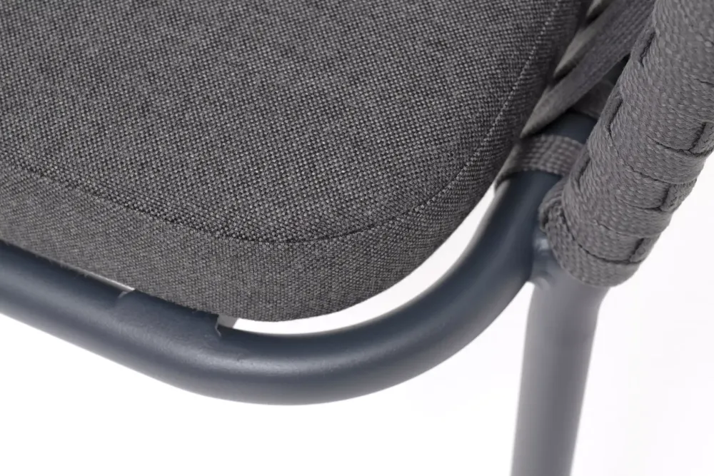 "Бордо" стул плетеный из роупа, каркас алюминий темно-серый (RAL7024) муар, роуп серый 15мм, ткань темно-серая 027