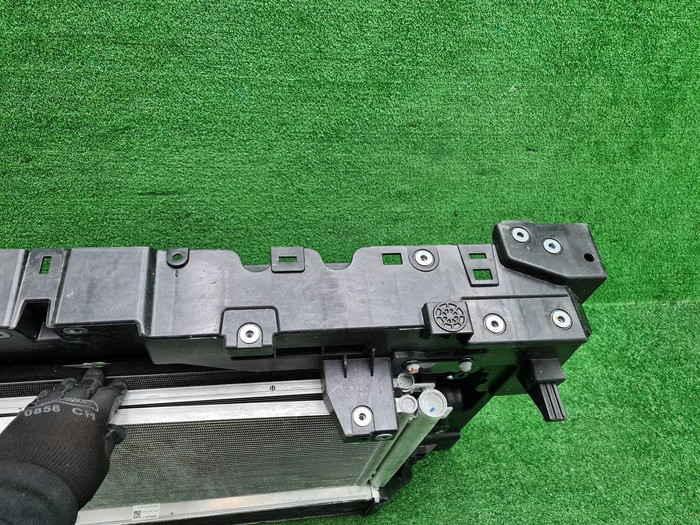 Телевизор в сборе Voyah Free (2021-н.в.)