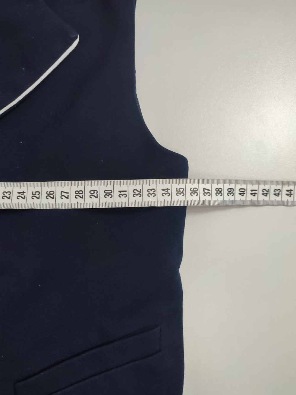 Костюм-двойка практичный на 9 лет