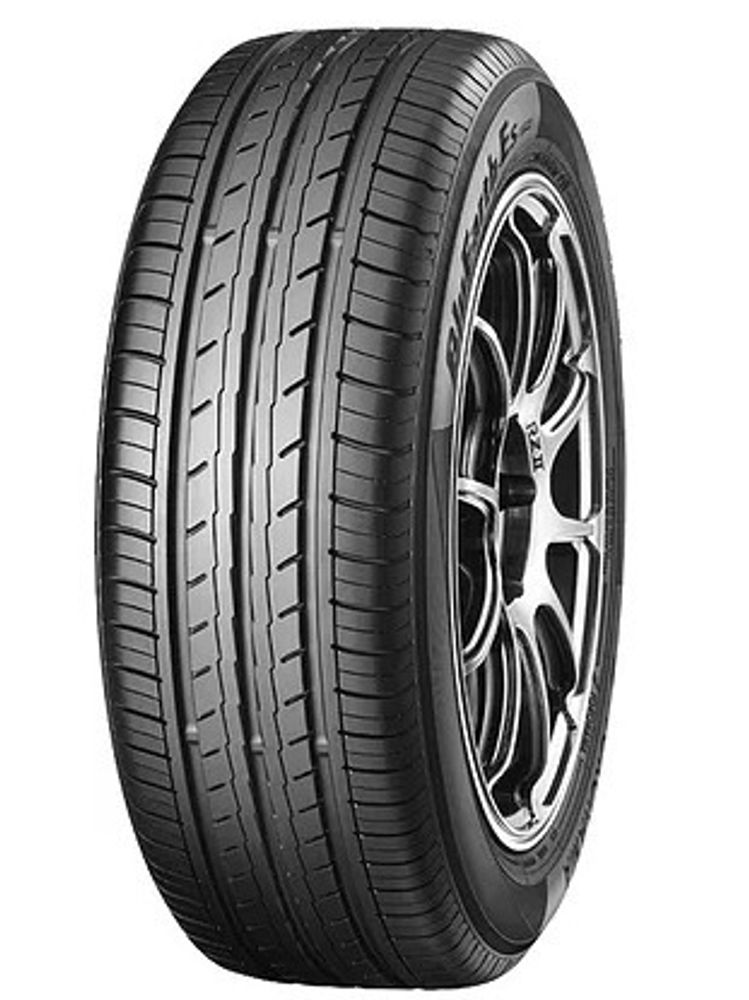 Автошина 185/60R14 YOKOHAMA BLUEARTH ES32 TL 82H