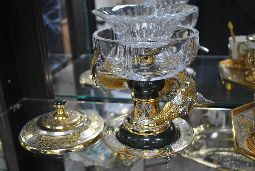 Икорница с ледовницей "Осетр с нефритом (Златоустовская гравюра)