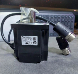 Yaskawa SGMPH-04AAA61D-0Y - Мотор
