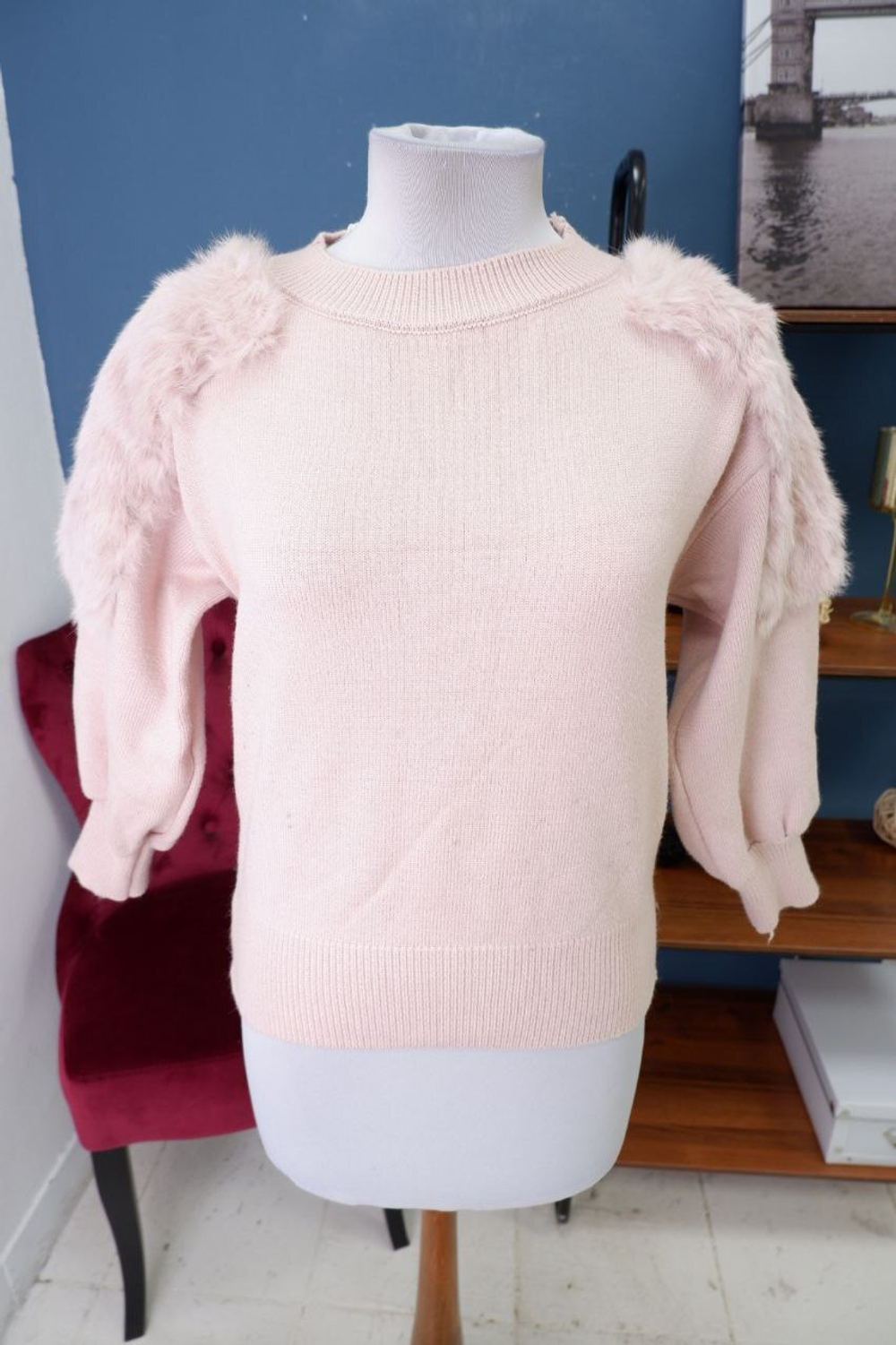 Джемпер красивый 44 размер