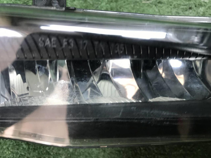 ПТФ правая BMW X3 G01 X4 G02 (2017-2021) LED