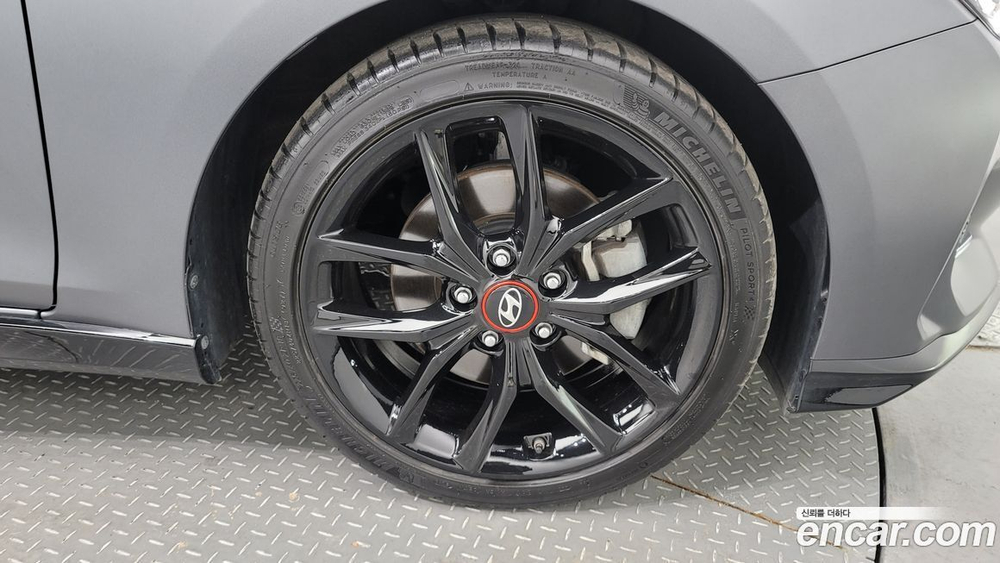 Hyundai Veloster (JS) 1.6 Turbo Sports (06.2020)
