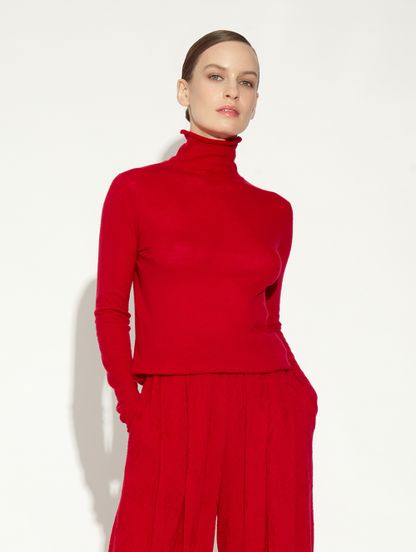 Женский свитер красного цвета из 100% шерсти - фото 2