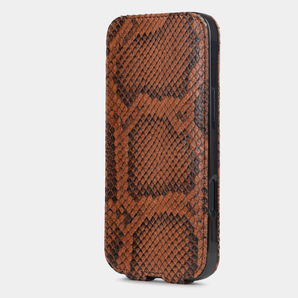 Чехол для iPhone 17 Pro кожаный, питон цвета коньяк