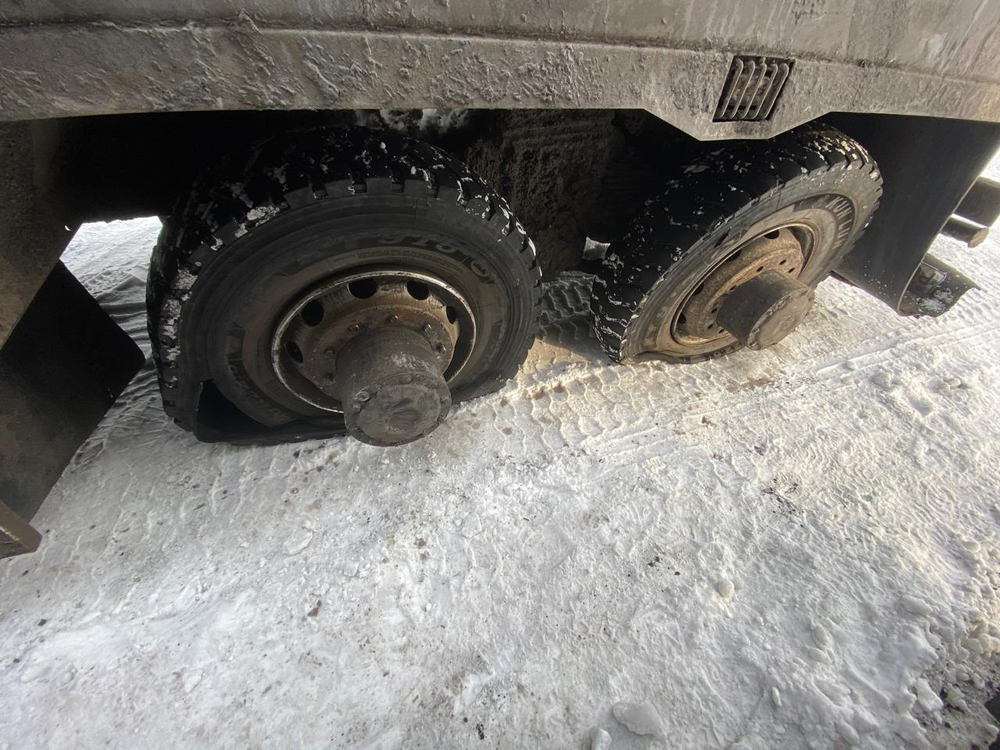 Shacman (Shaanxi) SX* 8x4 Самосвал SX33186T366 (Дизельный, 11,6 л, 369 л.с., МТ)