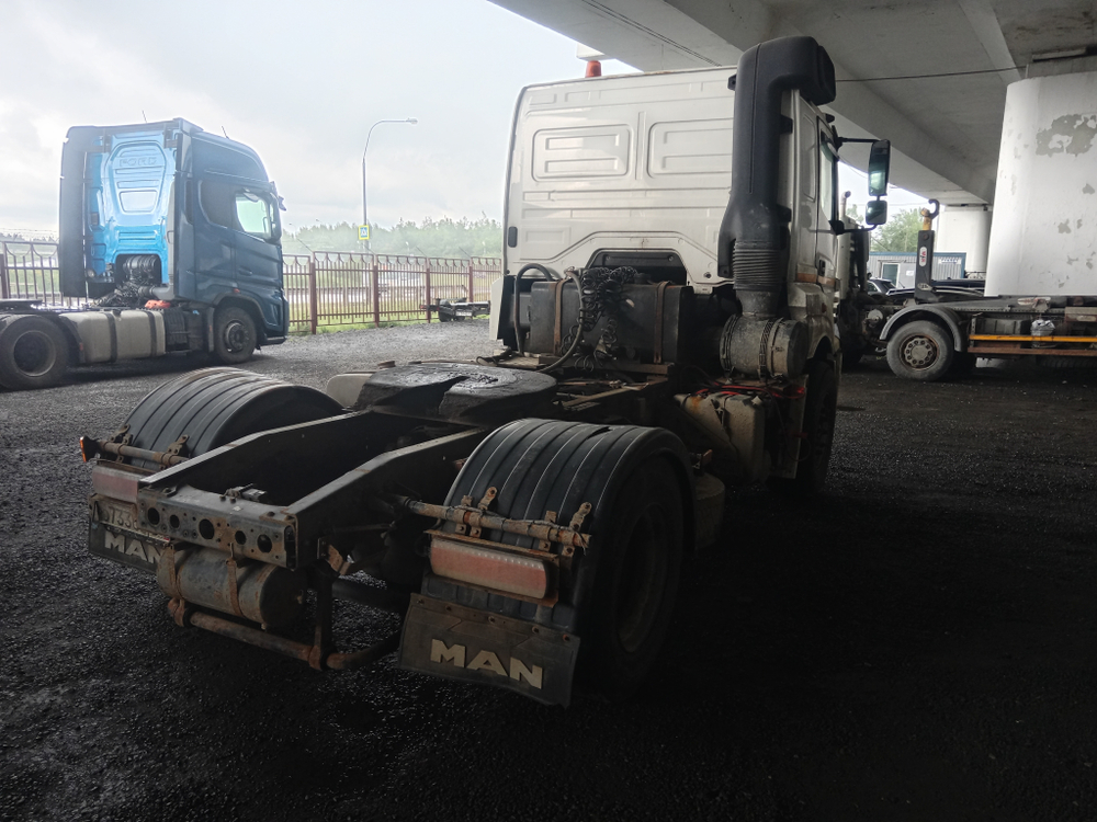 КамАЗ 5490 4x2 Седельный тягач 5490-S5 (Дизель/Газ, 12,0 л, 401 л.с., МТ)