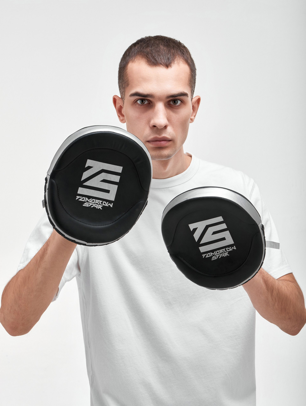 Лапы тренерские Tomorrow Star Master