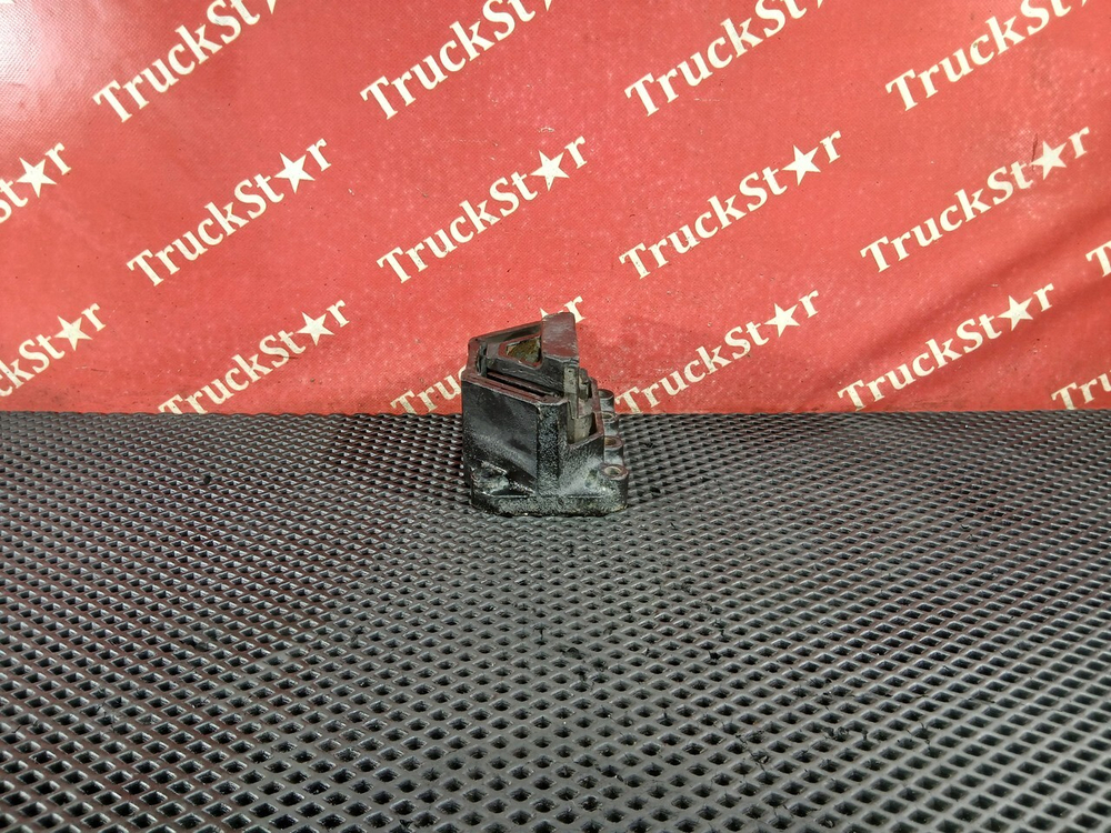 Подушка двигателя передняя 2022г