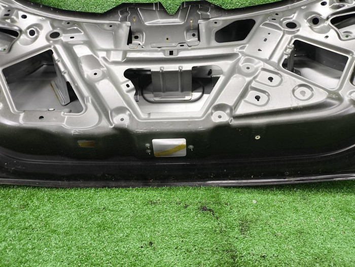 Крышка багажника Hongqi HS5 (2019-н.в.)