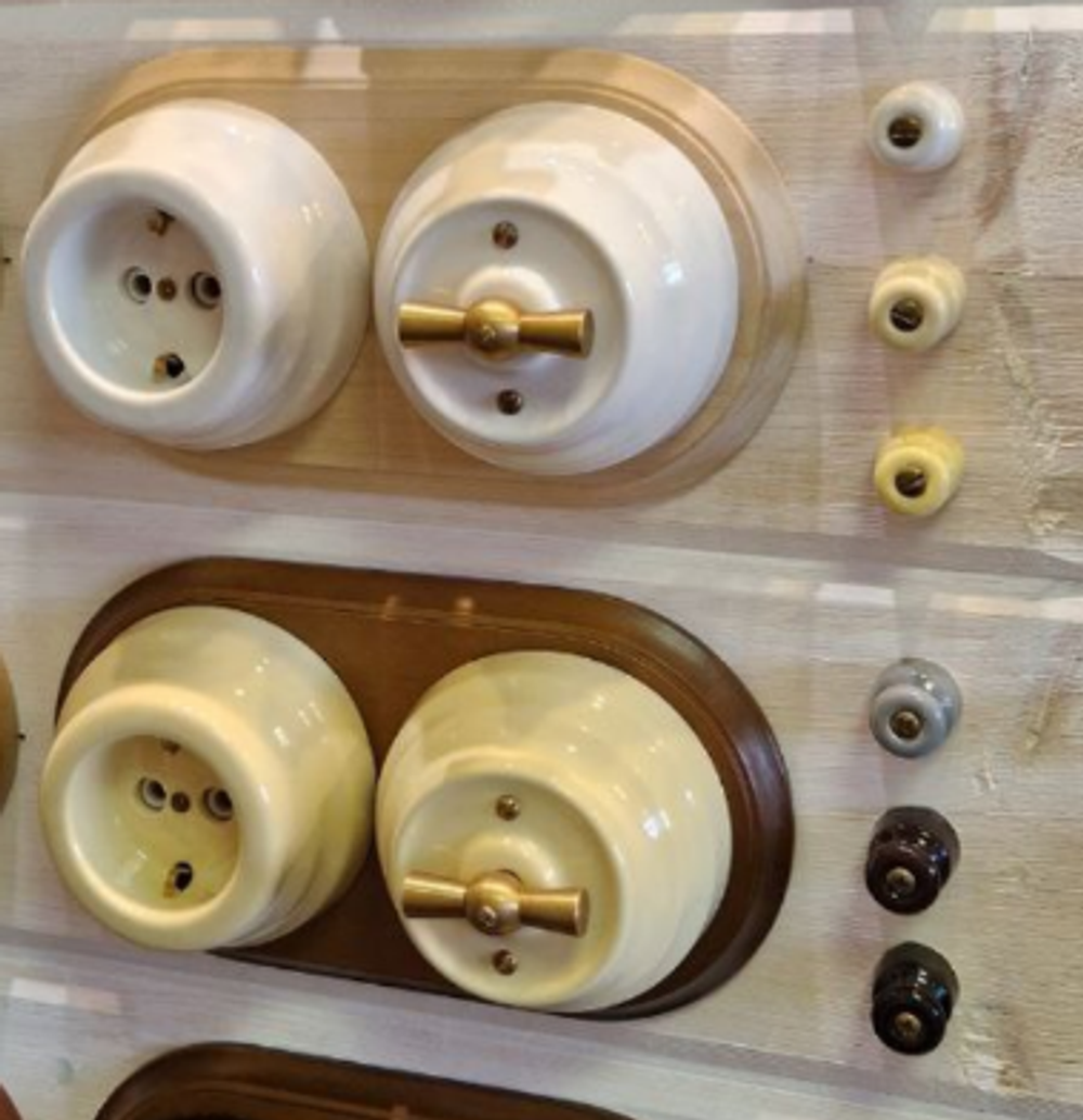 Ретро выключатель керамический Астория, слоновая кость, INTERIOR ELECTRIC ВПКАС.1/2.03 / 1 группа света, проходной