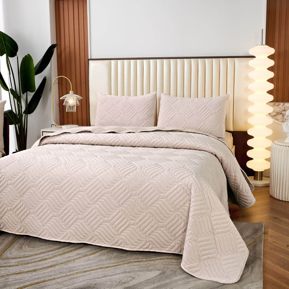 Покрывало 240x260 Sofi De MarkO Армандо кремовое