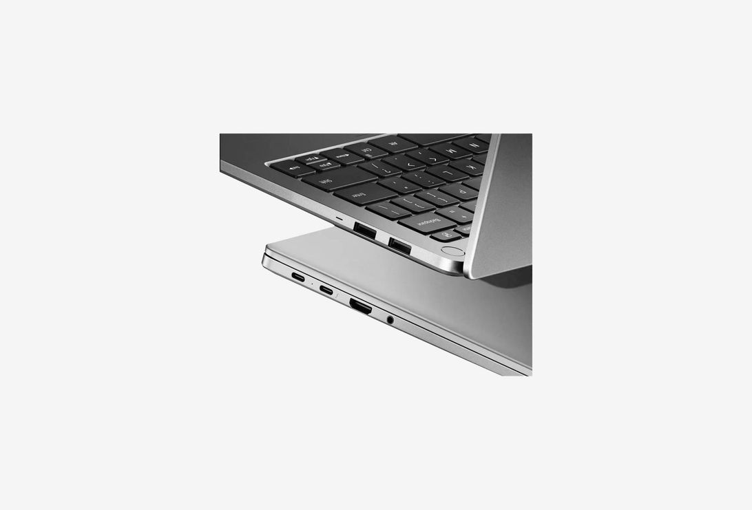 JYU4597CN_0726315100137