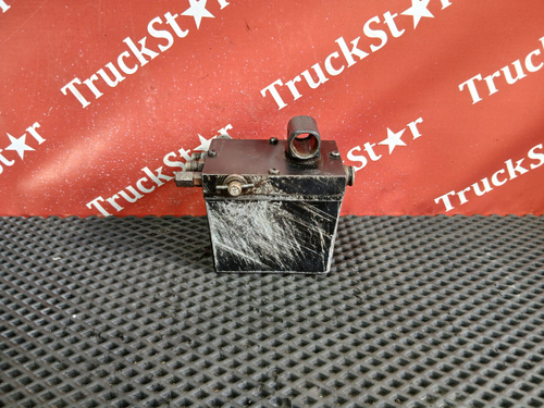 Насос подъема кабины 2017г