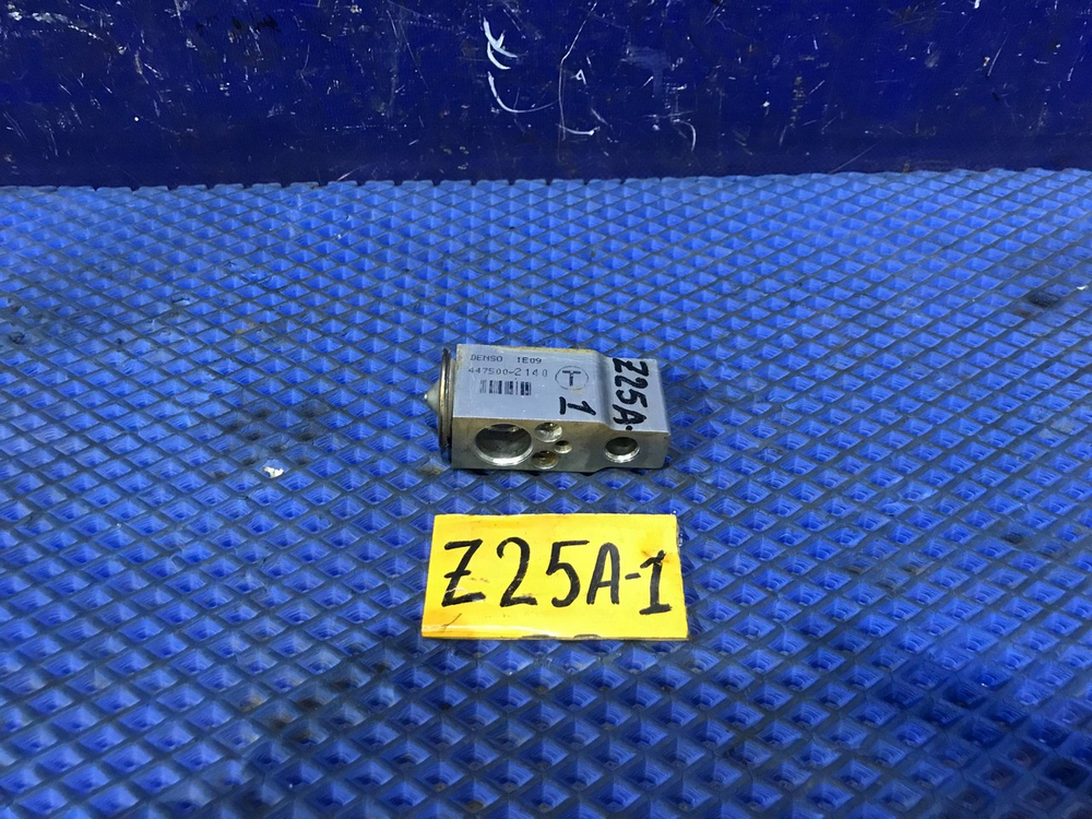 Клапан кондиционера MITSUBISHI COLT 2003