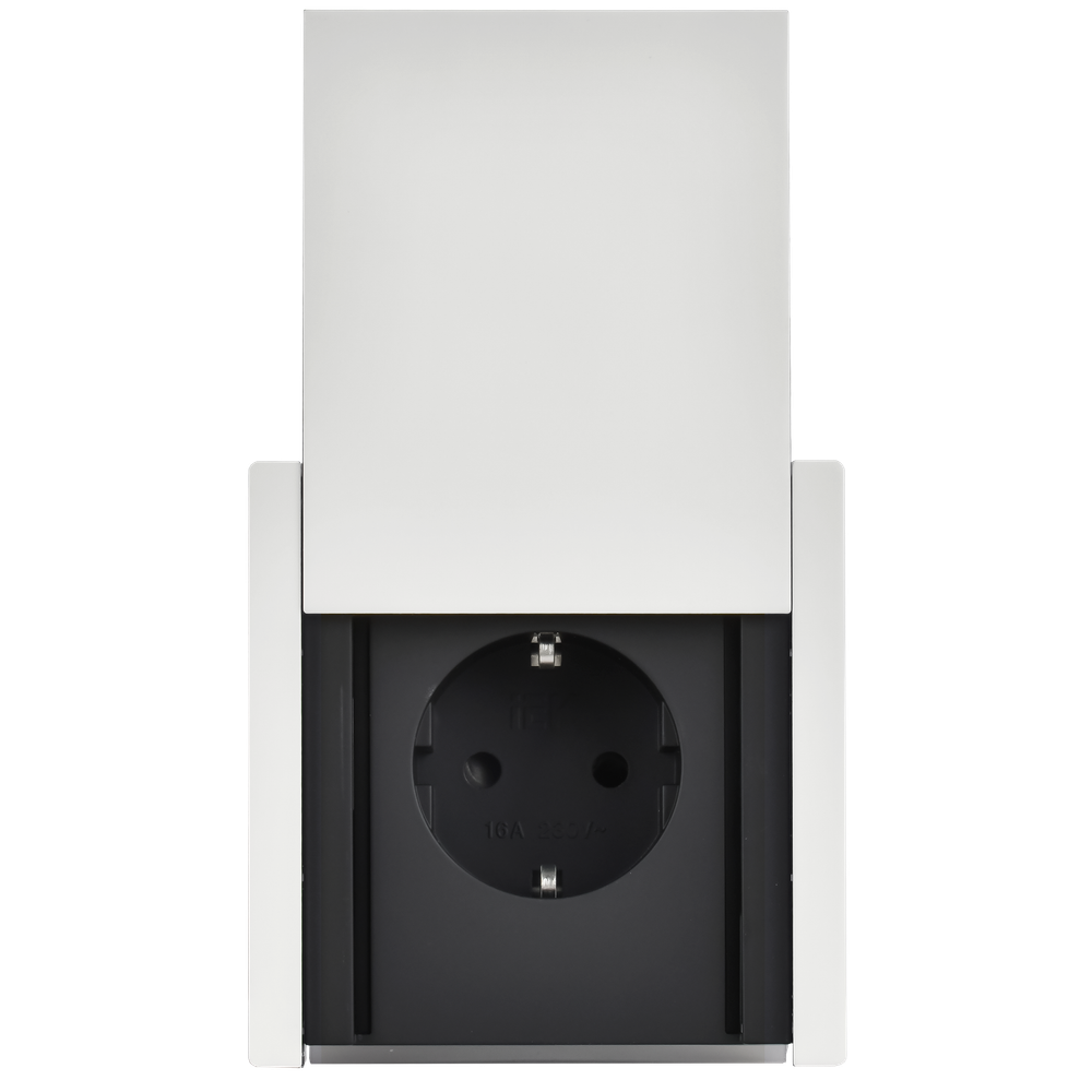 FORTE&PIANO Розетка 1-местная с заземлением с защитными шторками и крышкой винтовое крепление 16А IP44 FP221M металл белый IEK