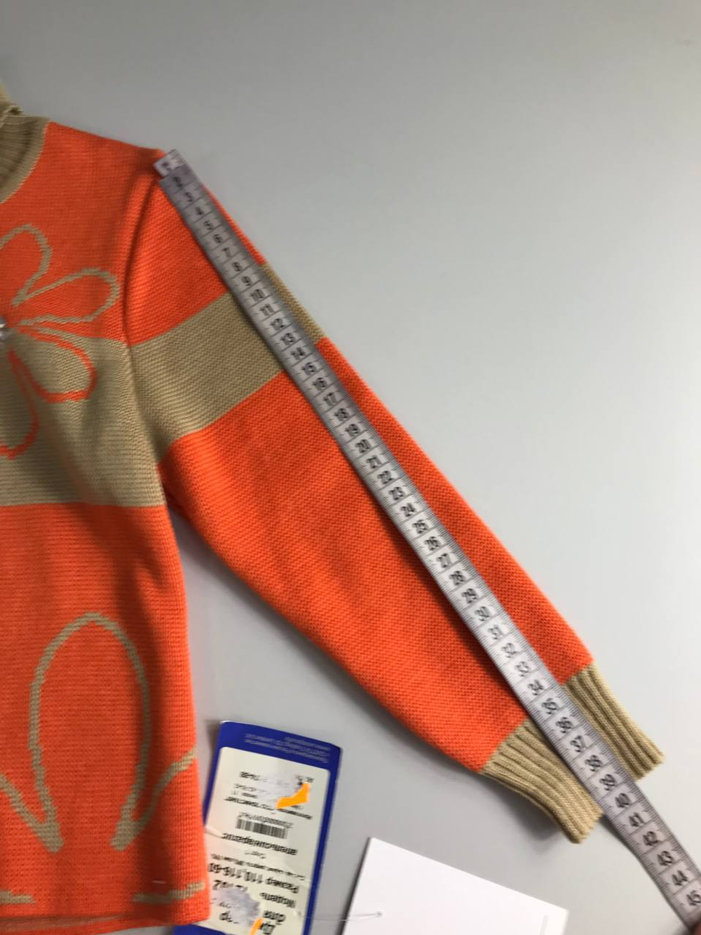 Джемпер с горлом теплый с шерстью в составе на рост 110-116 см, на 5-6 лет, новый