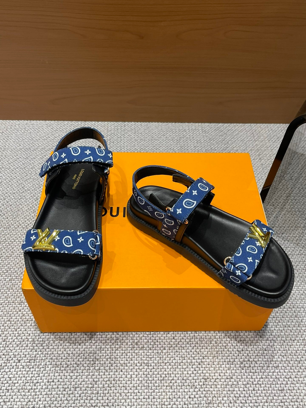 Louis Vuitton Sunset Comfort Flat Sandal