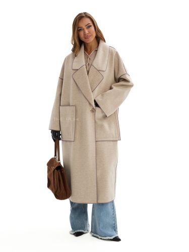 Бежевое двубортное пальто без подкладки