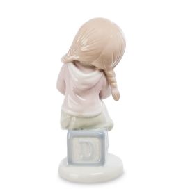 JP-45/ 5 Фигурка «Девочка» (Pavone)