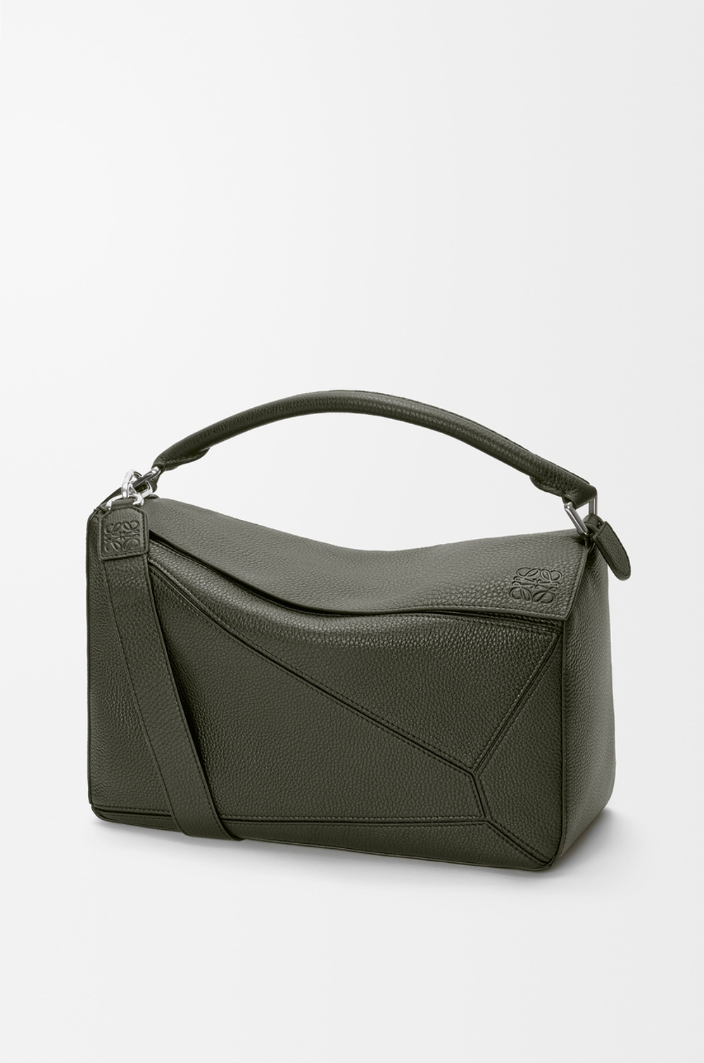 Loewe Большая сумка Puzzle мягкой зернистой телячьей кожи, темный хаки